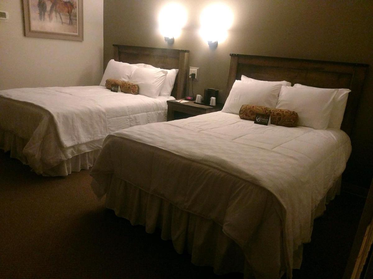 The Stables Inn & Suites Salem Luaran gambar