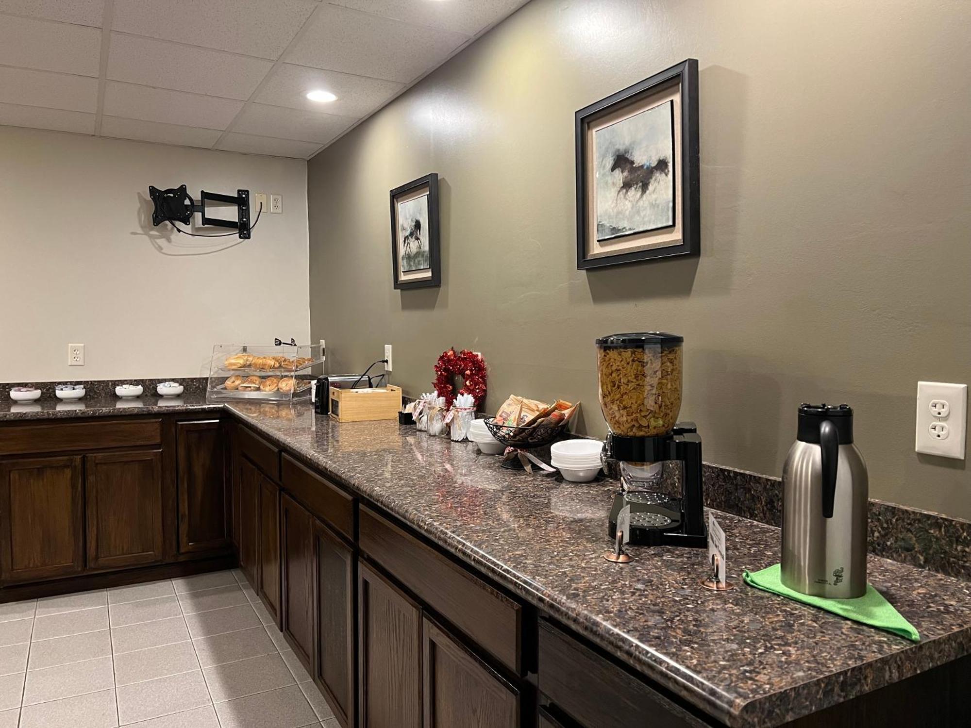 The Stables Inn & Suites Salem Luaran gambar